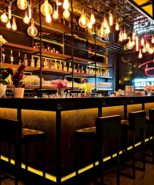 Interior del bar Eden Bar Lima